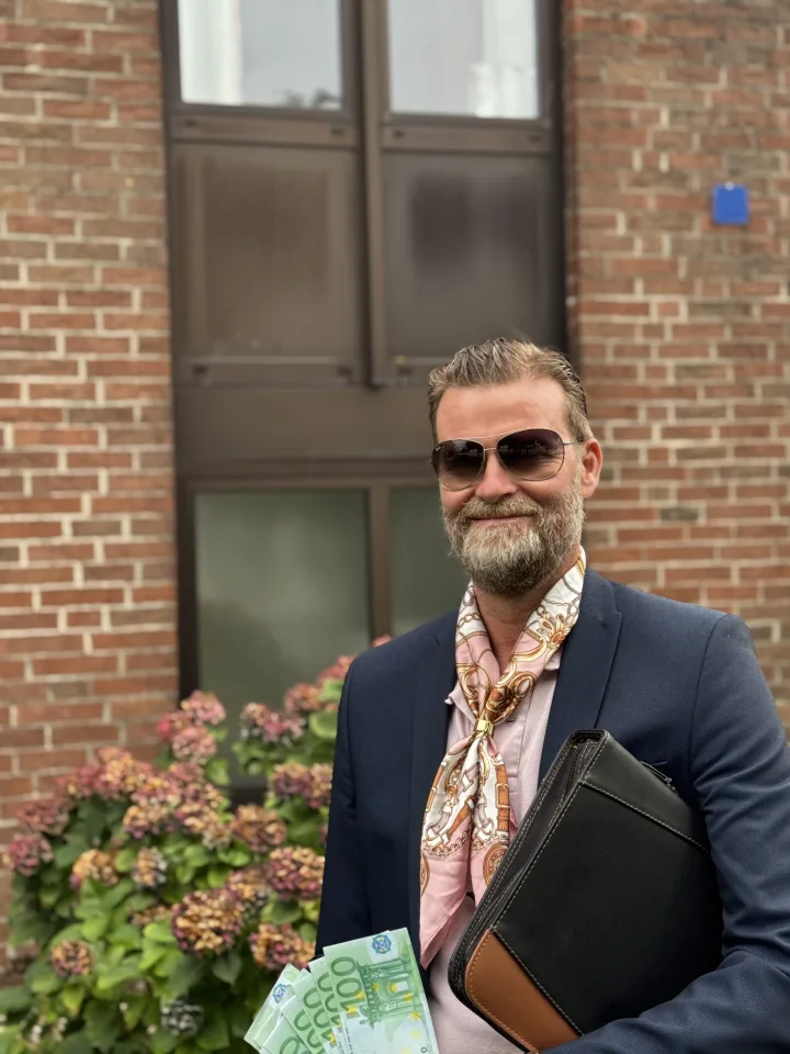 Daniel Kiermeier als Kai